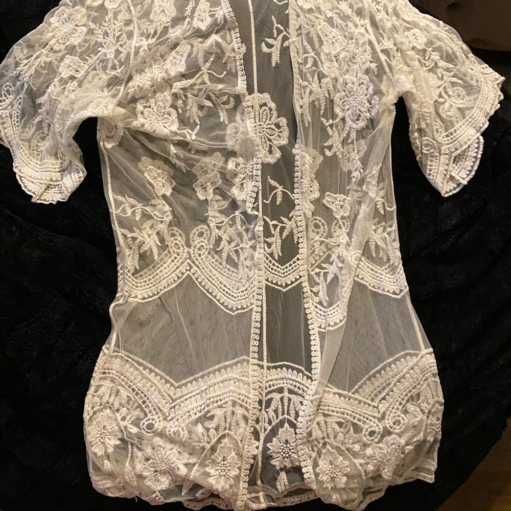 Cream Lace long Cardigan Sz L